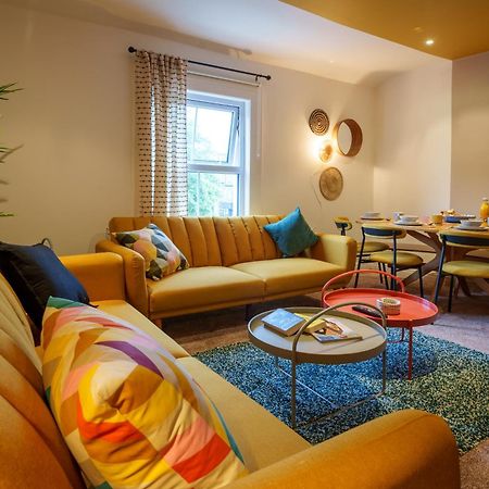 Stay With Airhgt @ Luxe Apartment In Central Harrogate Eksteriør bilde