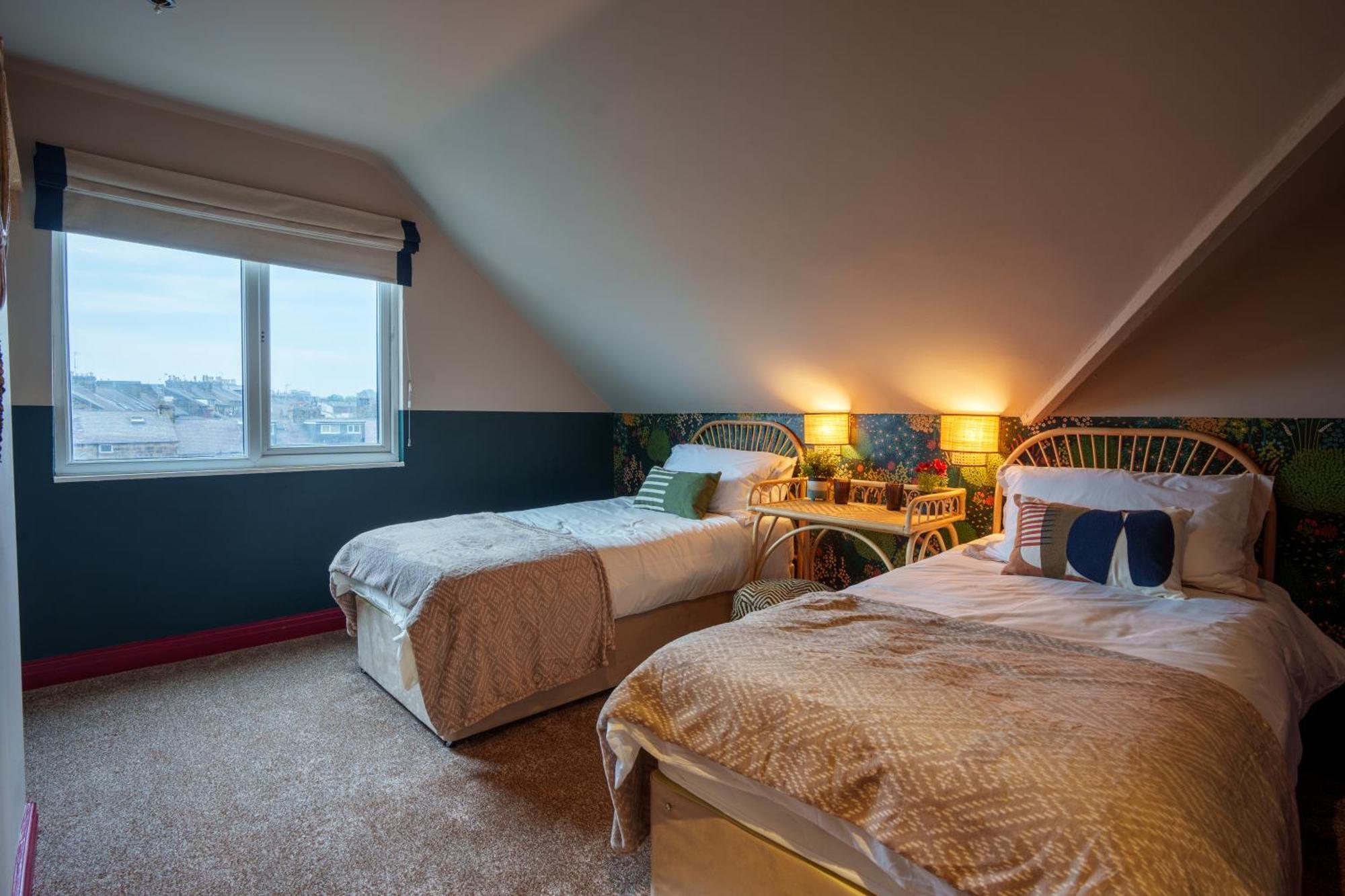 Stay With Airhgt @ Luxe Apartment In Central Harrogate Eksteriør bilde