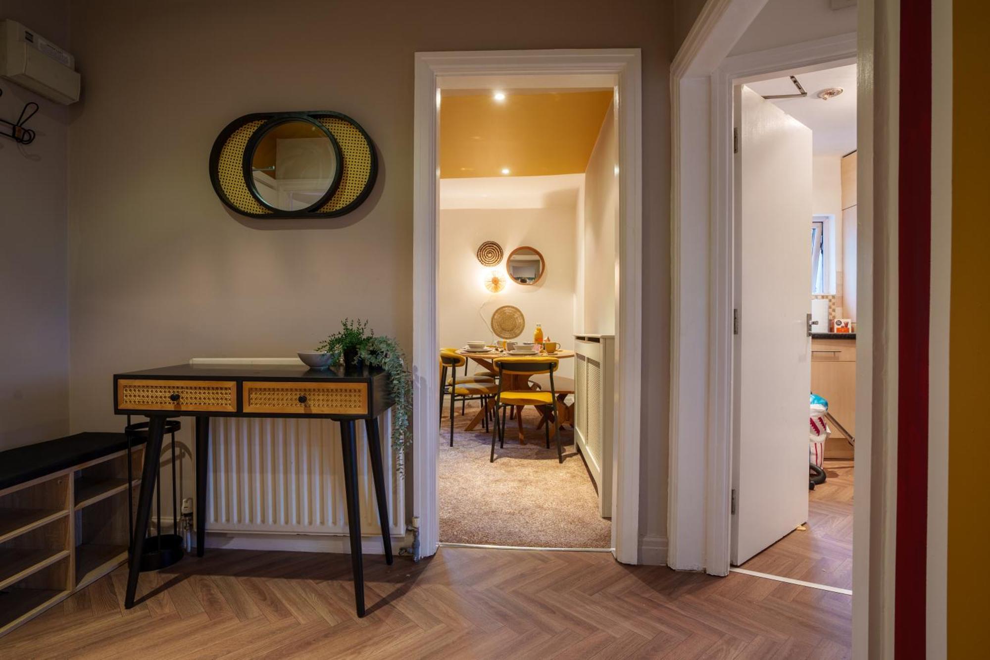 Stay With Airhgt @ Luxe Apartment In Central Harrogate Eksteriør bilde